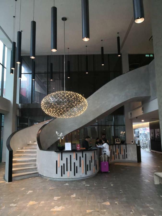 The 12 Suites @ Empire Damansara ペタリンジャヤ エクステリア 写真