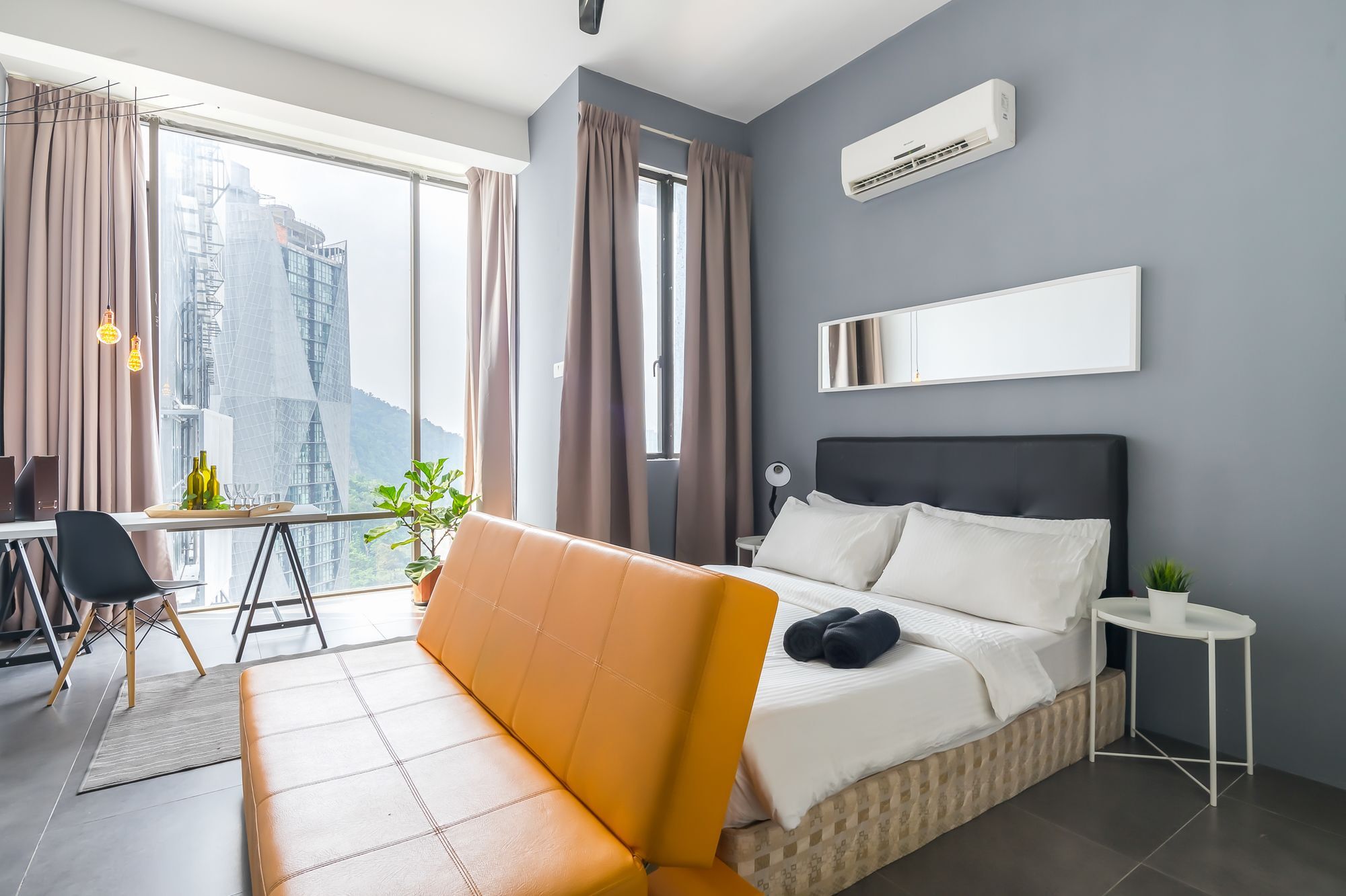 The 12 Suites @ Empire Damansara ペタリンジャヤ エクステリア 写真